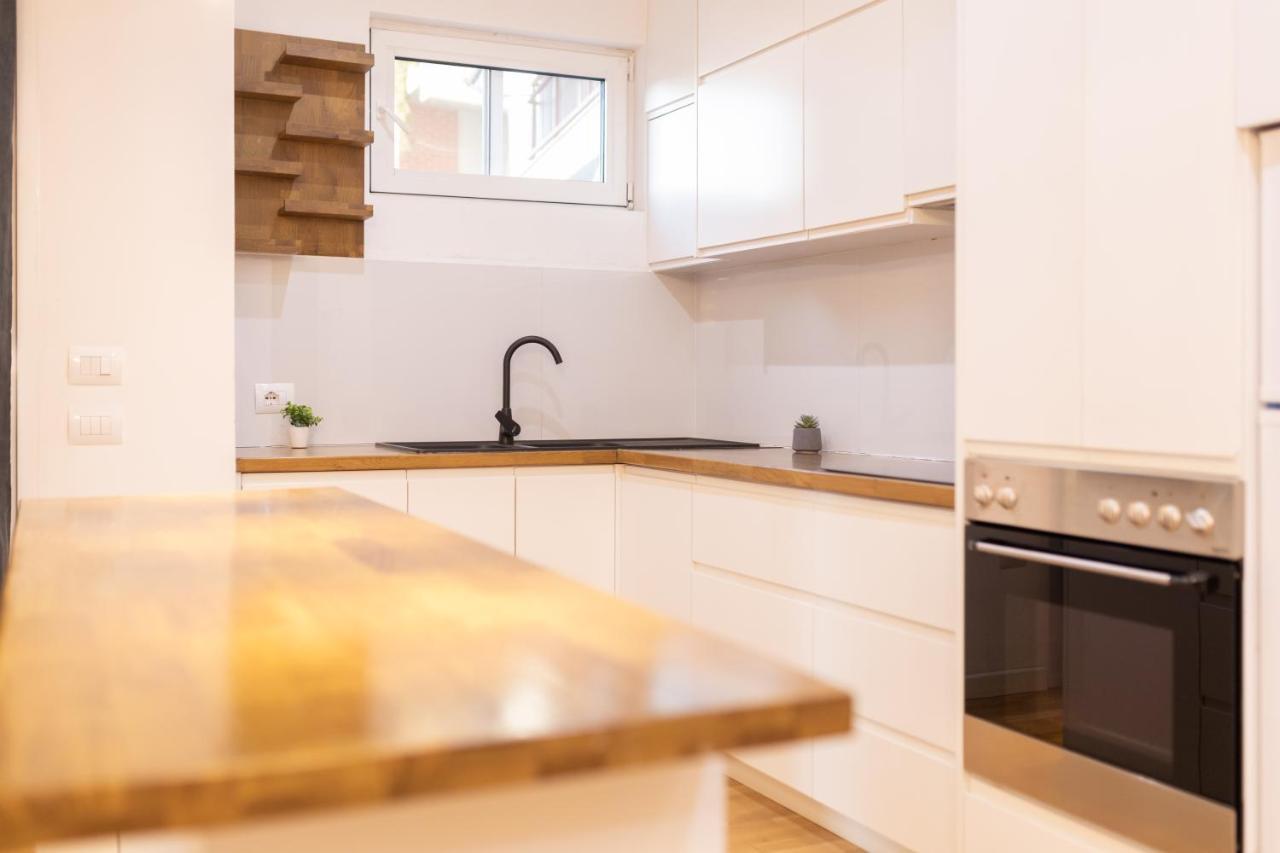 Exclusive 2 Bedrooms Apartment Tirana Kültér fotó