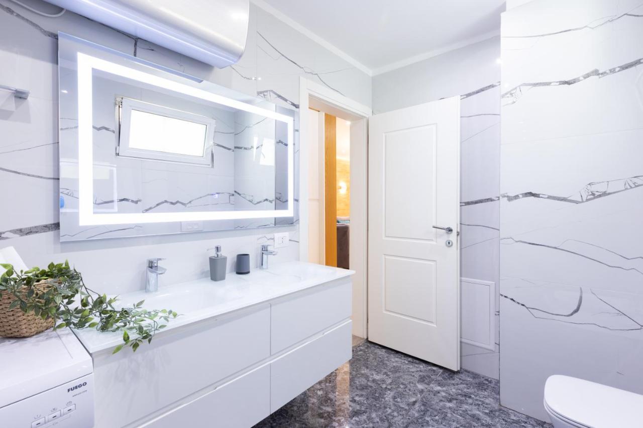 Exclusive 2 Bedrooms Apartment Tirana Kültér fotó