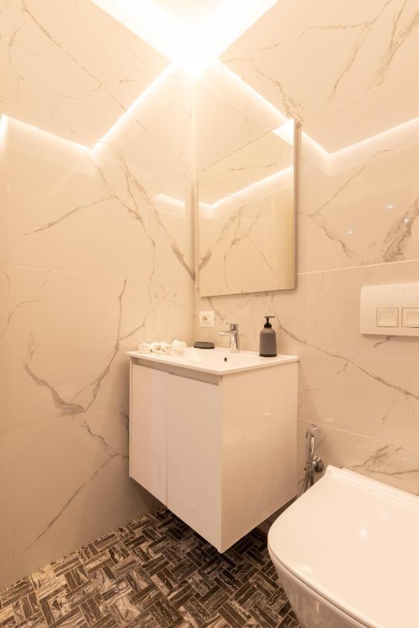 Exclusive 2 Bedrooms Apartment Tirana Kültér fotó